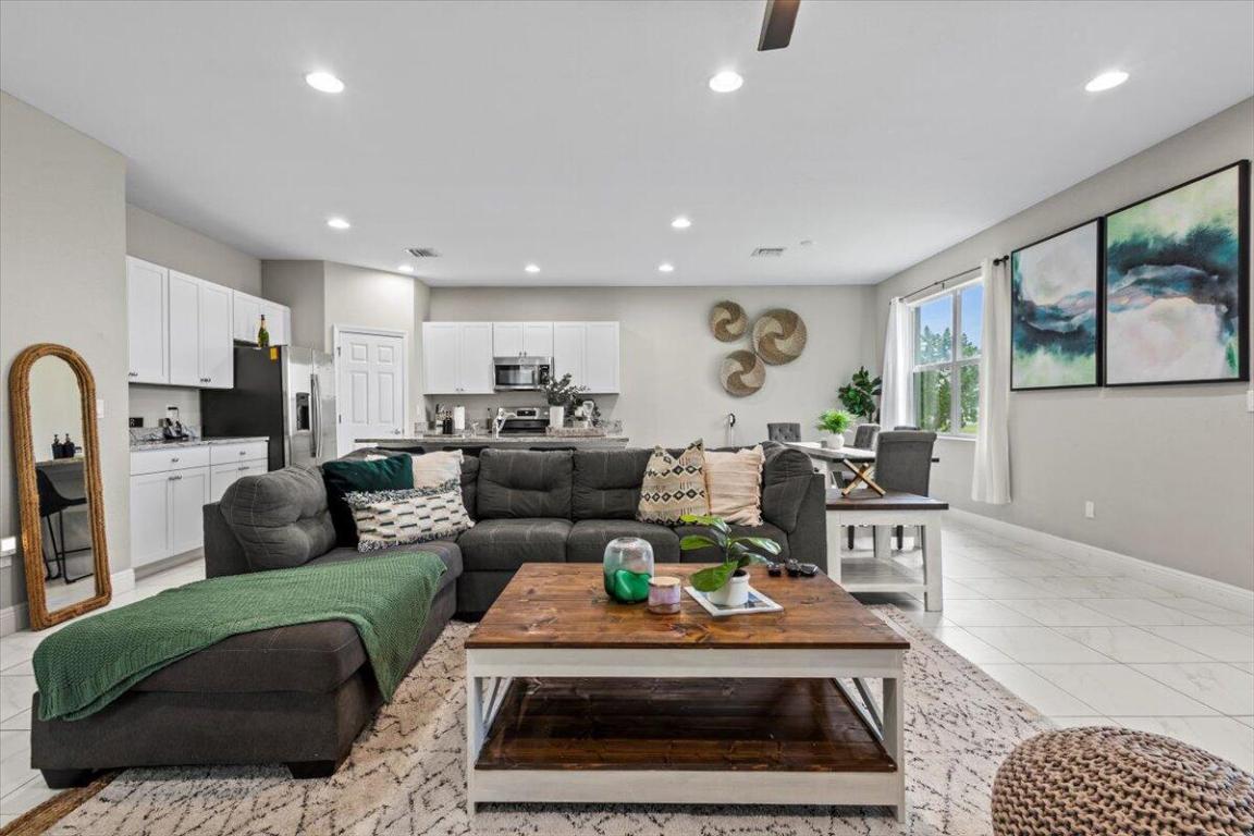 VIZCAYA FALLS PLAT 2 - Residential