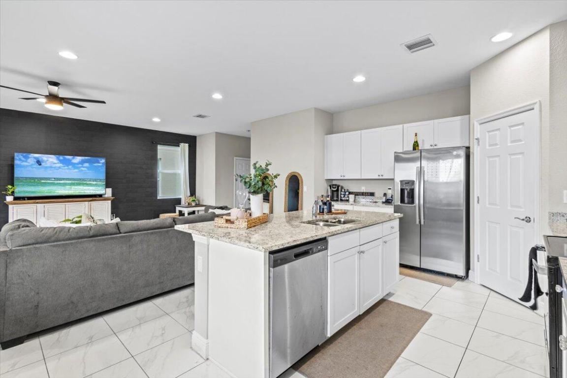 VIZCAYA FALLS PLAT 2 - Residential