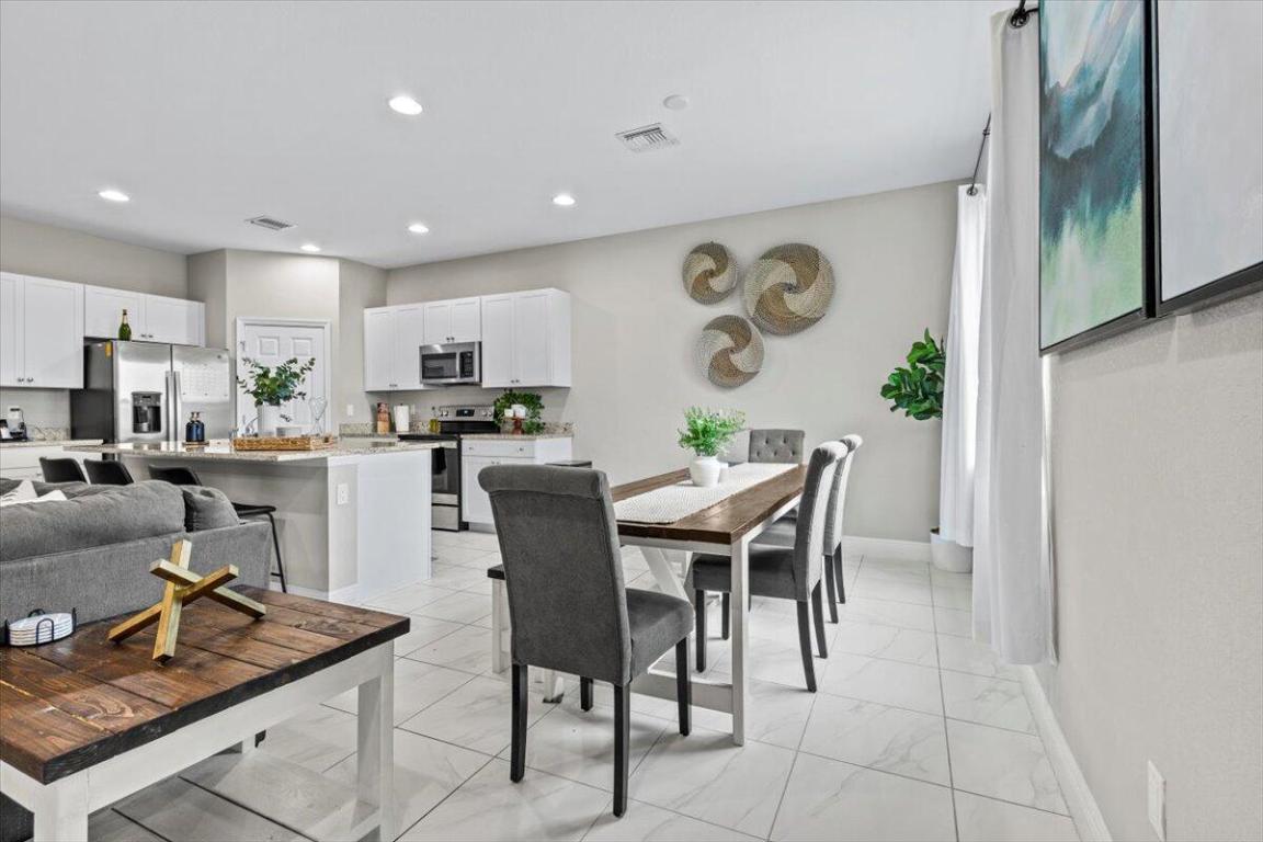 VIZCAYA FALLS PLAT 2 - Residential