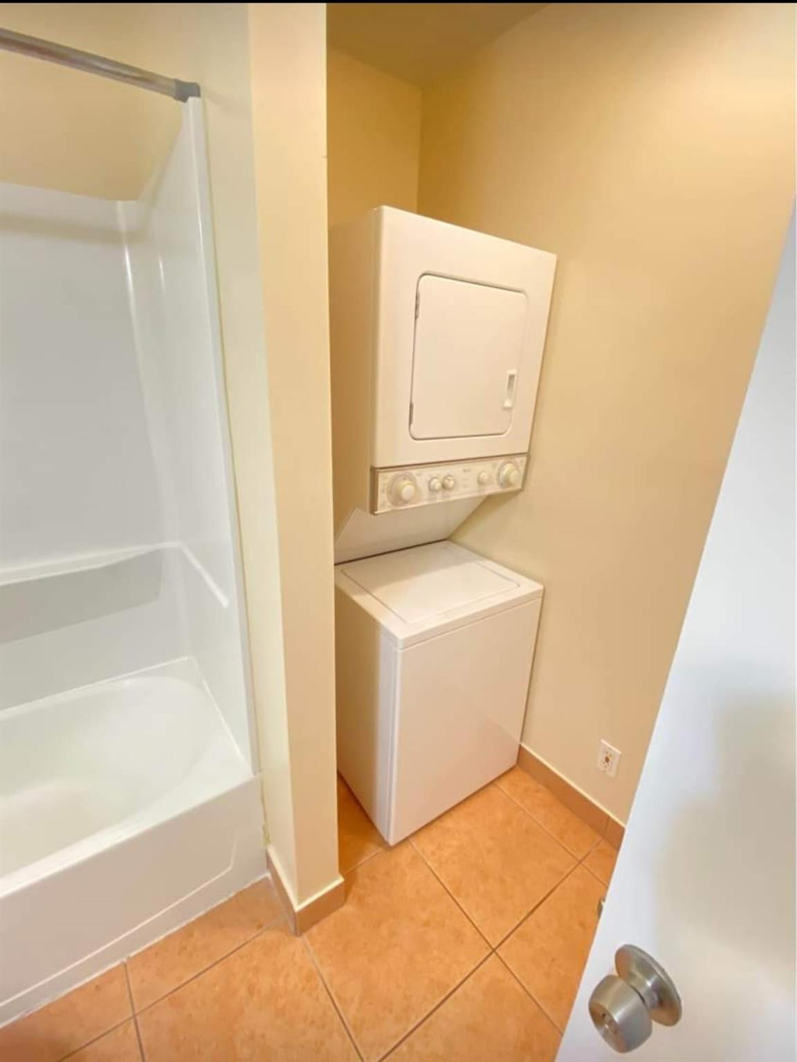 PINEHURST - Residential Lease