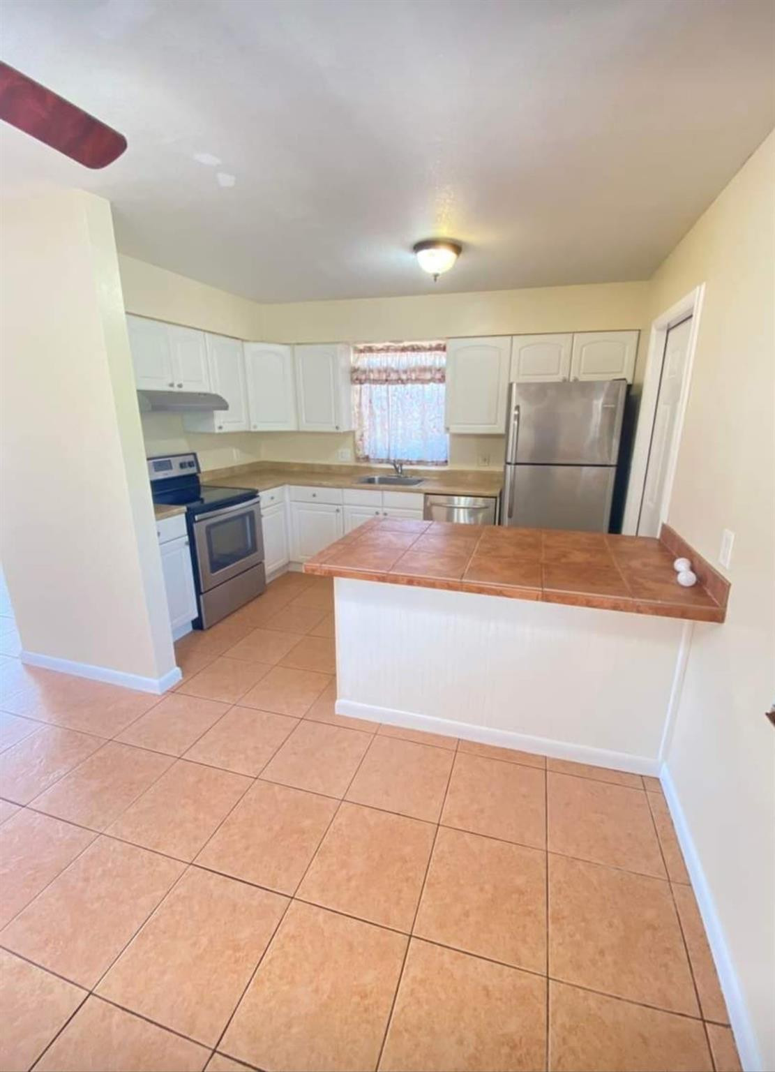 PINEHURST - Residential Lease