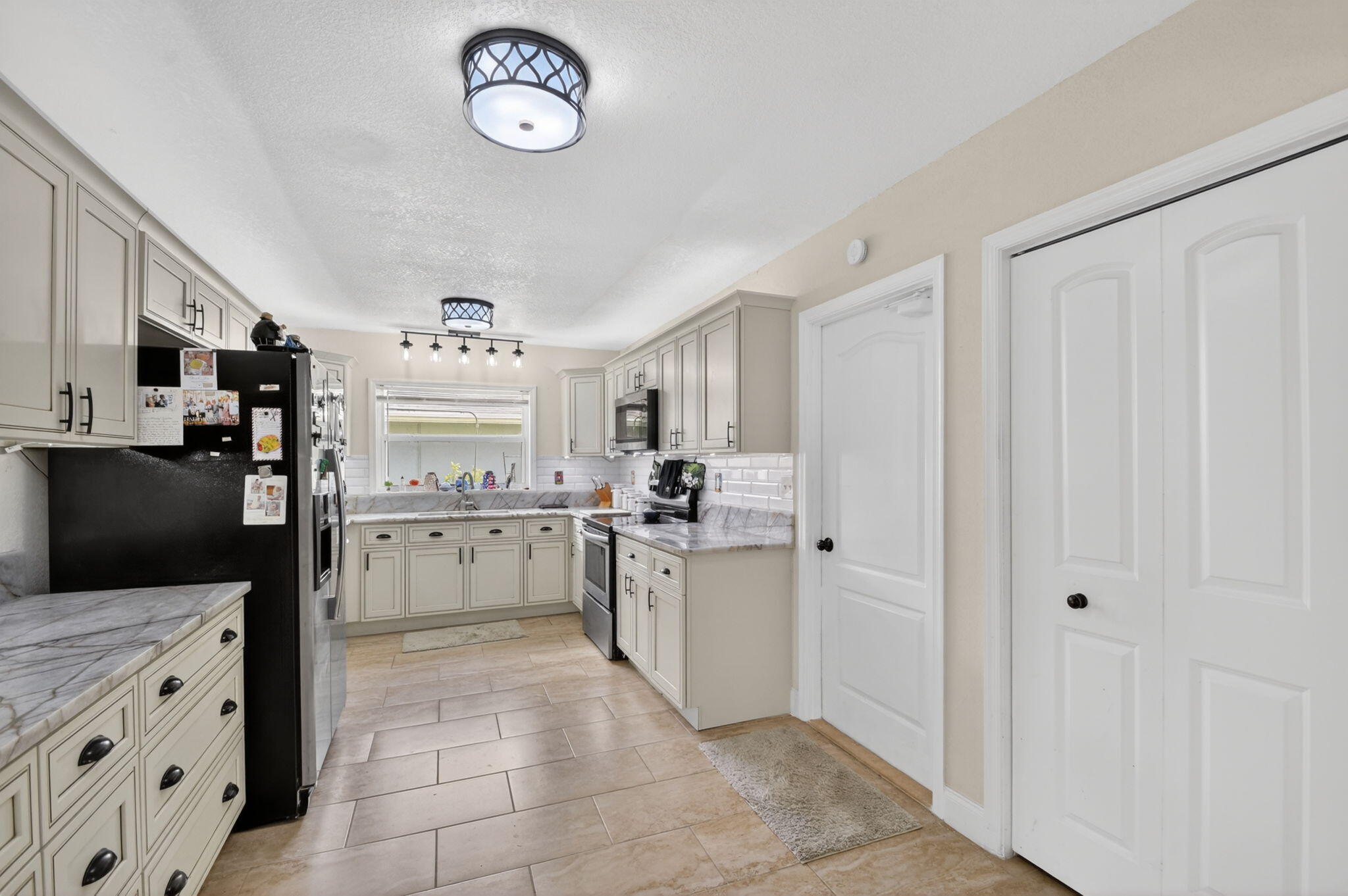 SOUTH SHORE 1 OF WELLINGTON - Residential