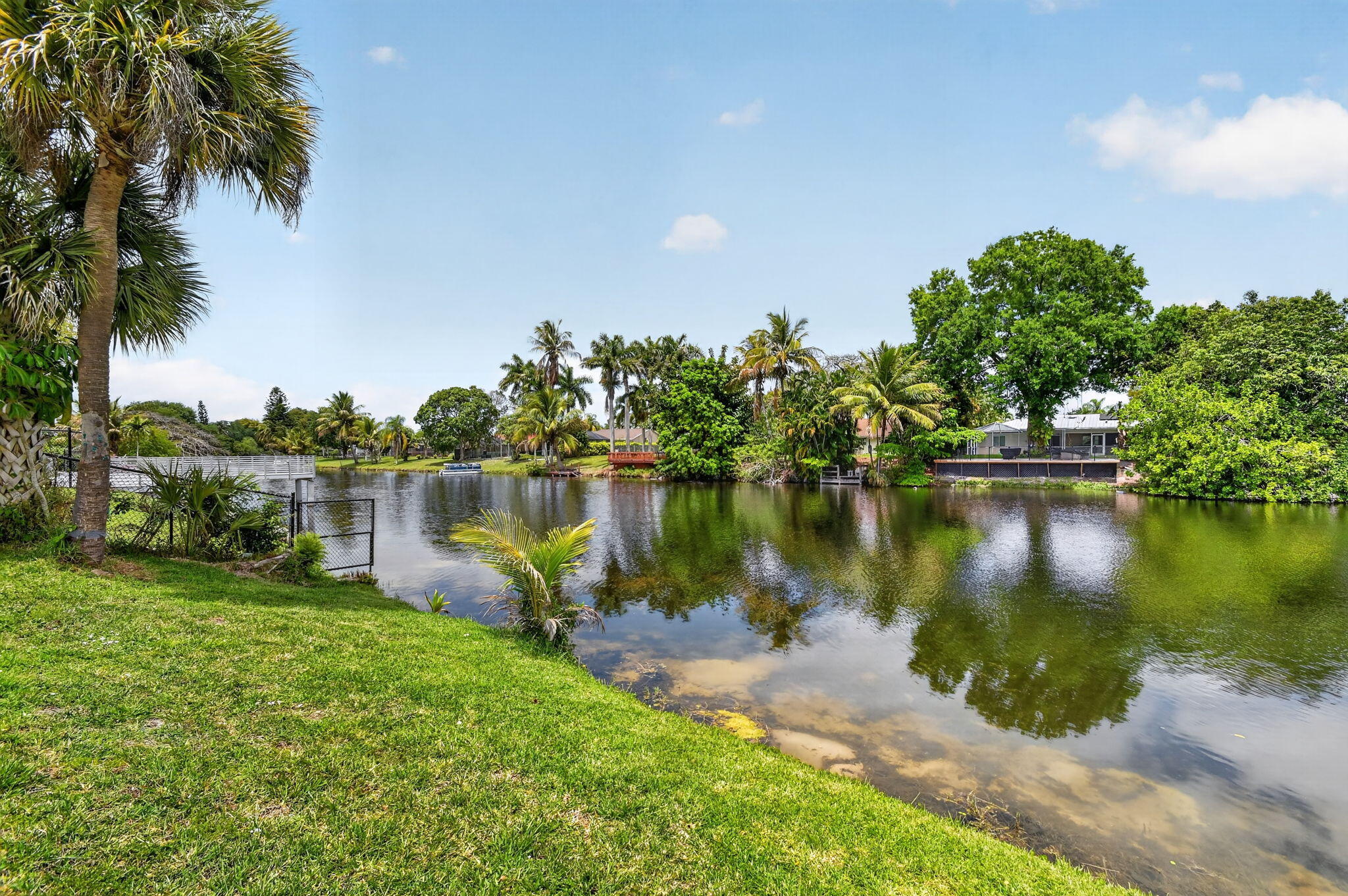 SOUTH SHORE 1 OF WELLINGTON - Residential