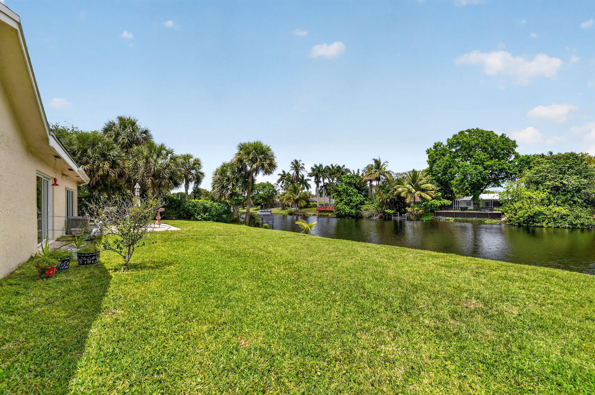 SOUTH SHORE 1 OF WELLINGTON - Residential