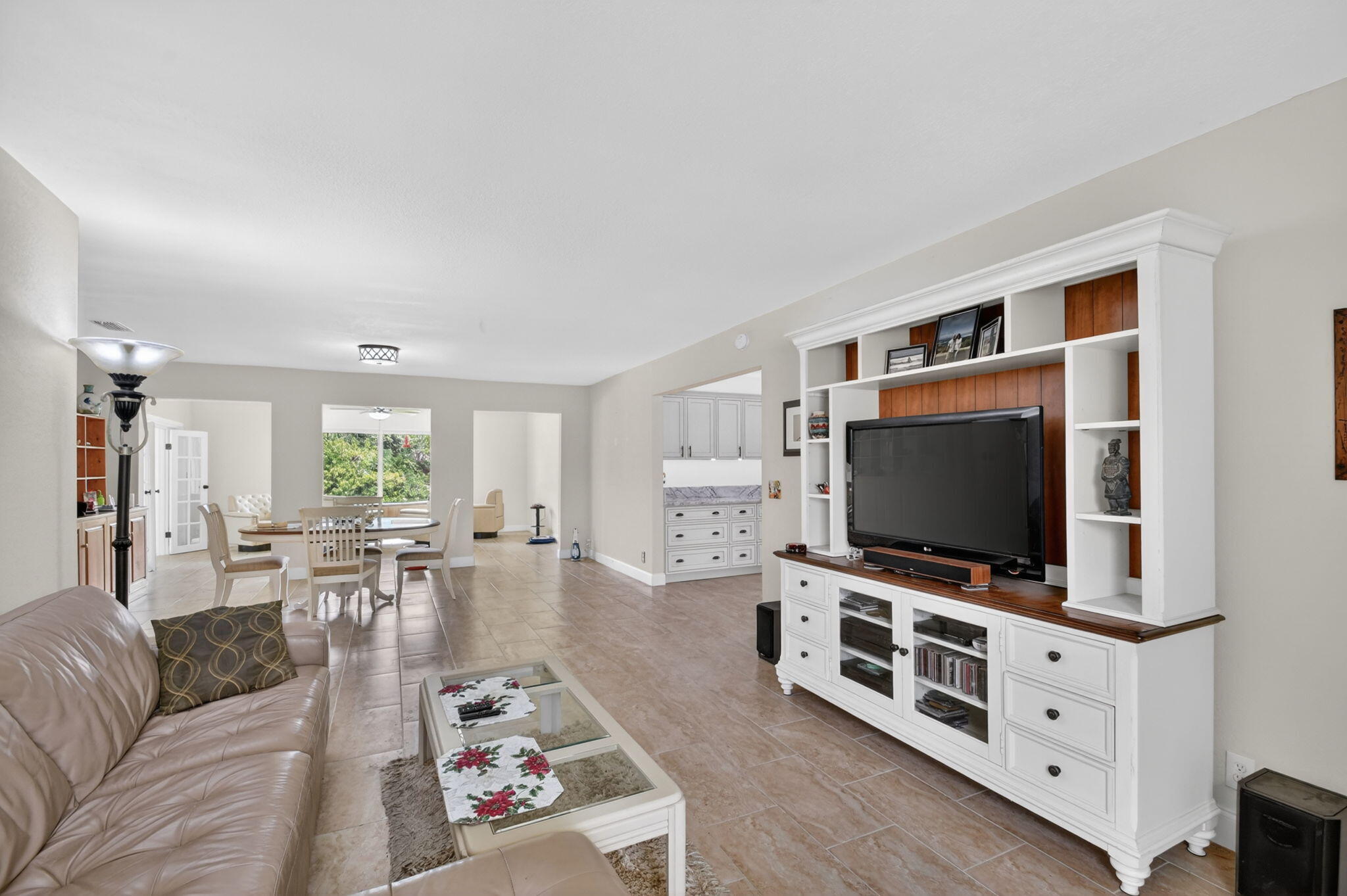 SOUTH SHORE 1 OF WELLINGTON - Residential