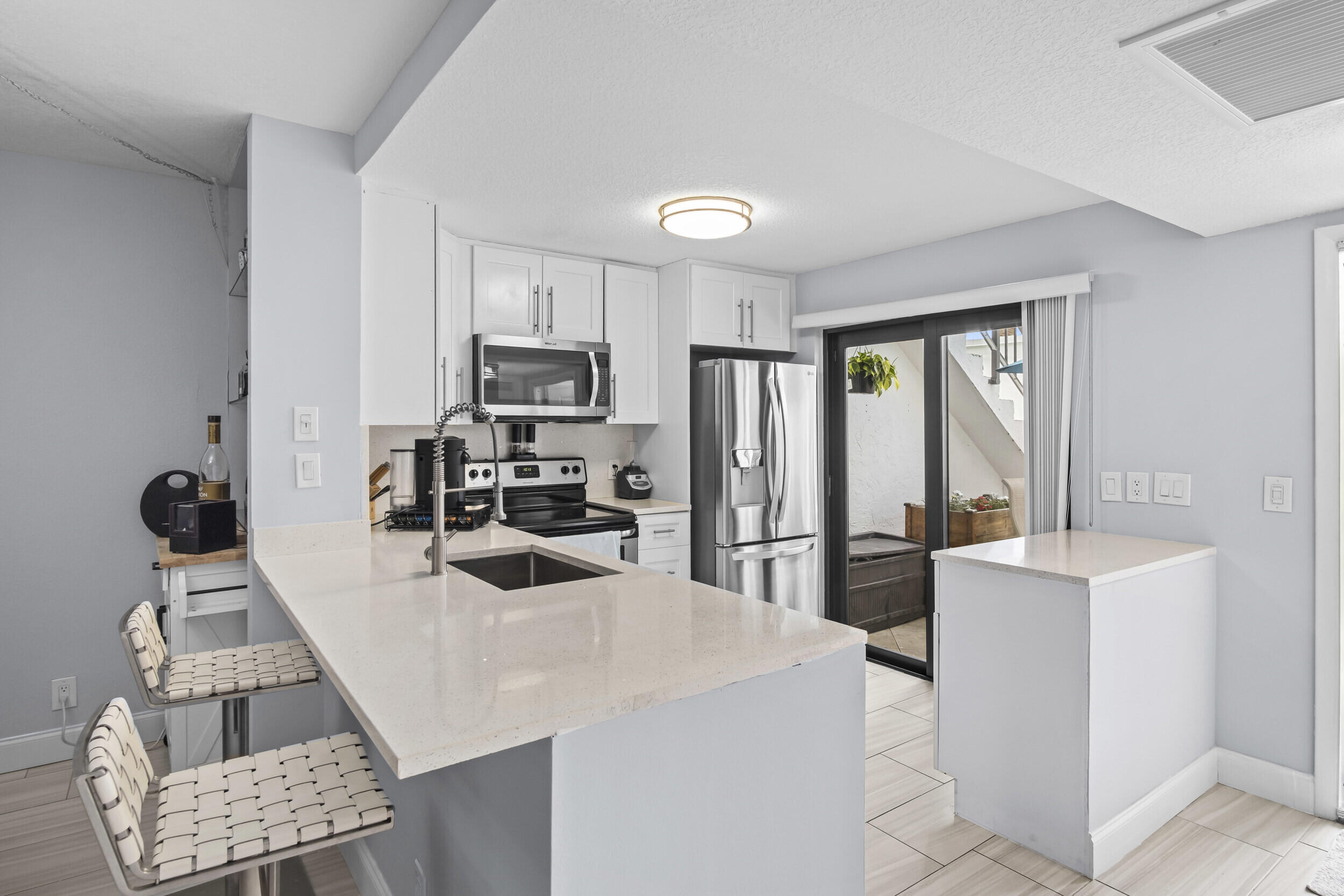 DOMAINE DELRAY CONDO - Residential