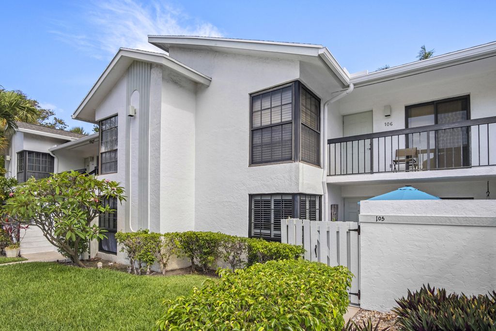 Photo of 1405 S Federal Highway #105, Delray Beach, FL 33483 (MLS # B26016683)