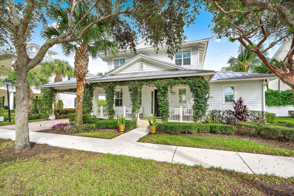 Photo of 3429 Duval Street, Jupiter, FL 33458 (MLS # R10935354)