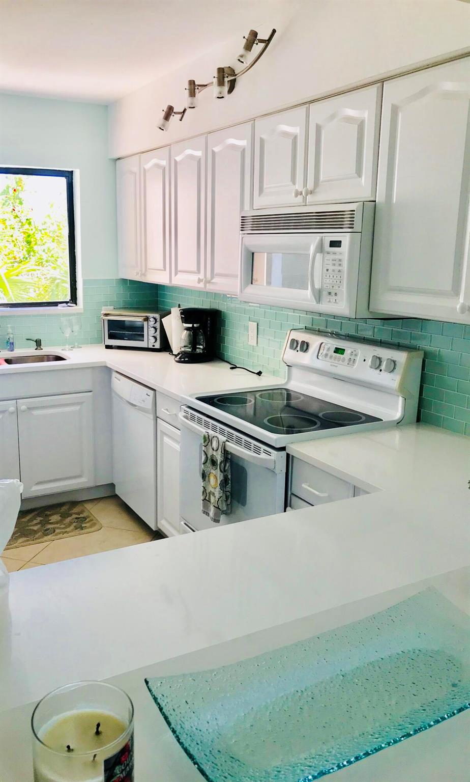 JUNO SHORES RESORT CONDO - Residential Lease