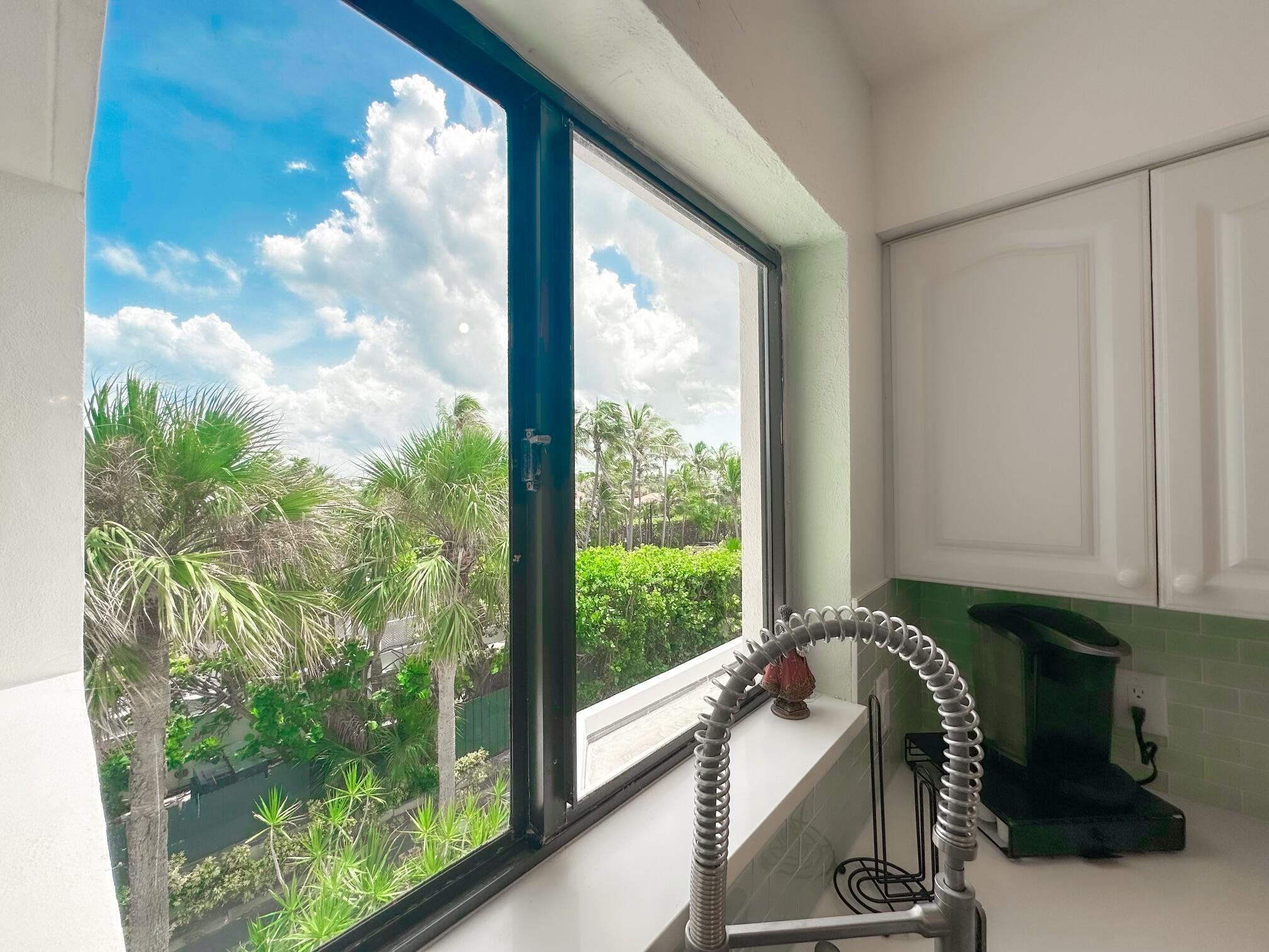 JUNO SHORES RESORT CONDO - Residential Lease