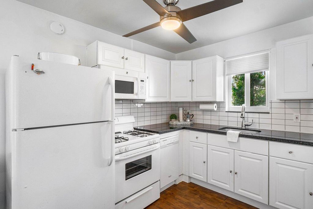 Photo of 412 NE 7th Avenue #A, Delray Beach, FL 33483 (MLS # R11068869)