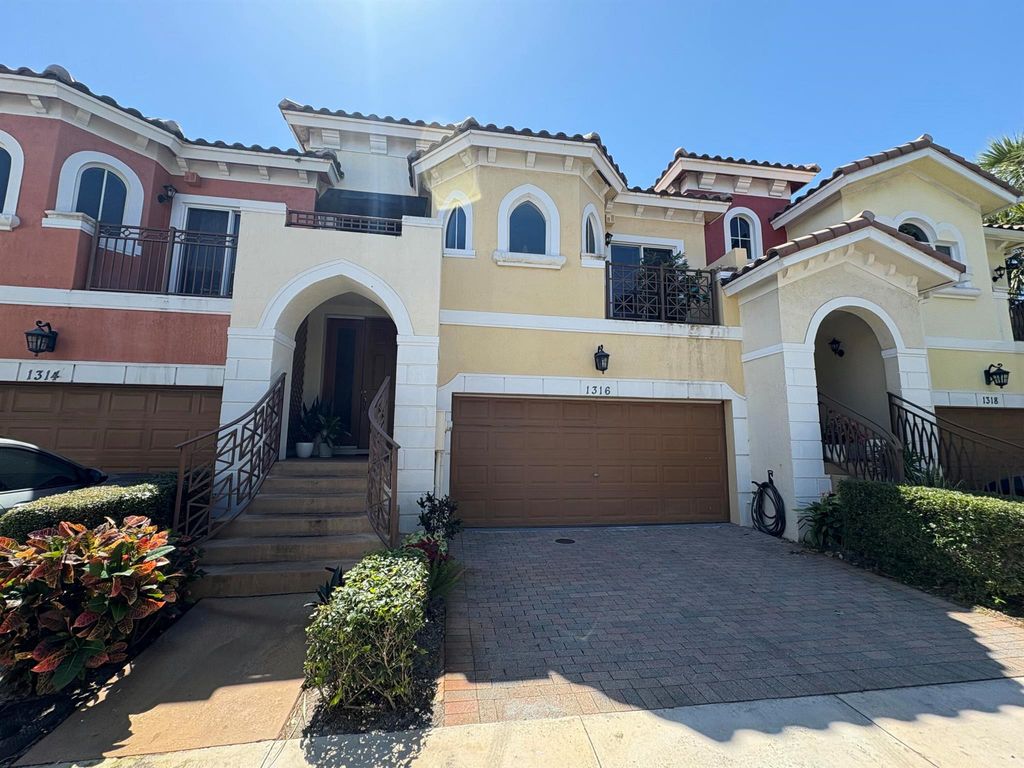 Photo of 1316 Coastal Bay Boulevard, Boynton Beach, FL 33435 (MLS # R11070885)