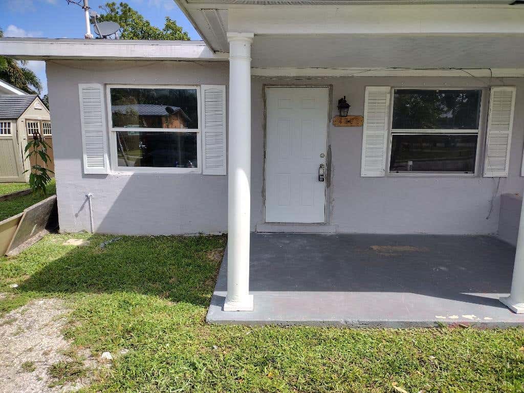 Photo of 4383 SE Field Street, Stuart, FL 34997 (MLS # B26047551)