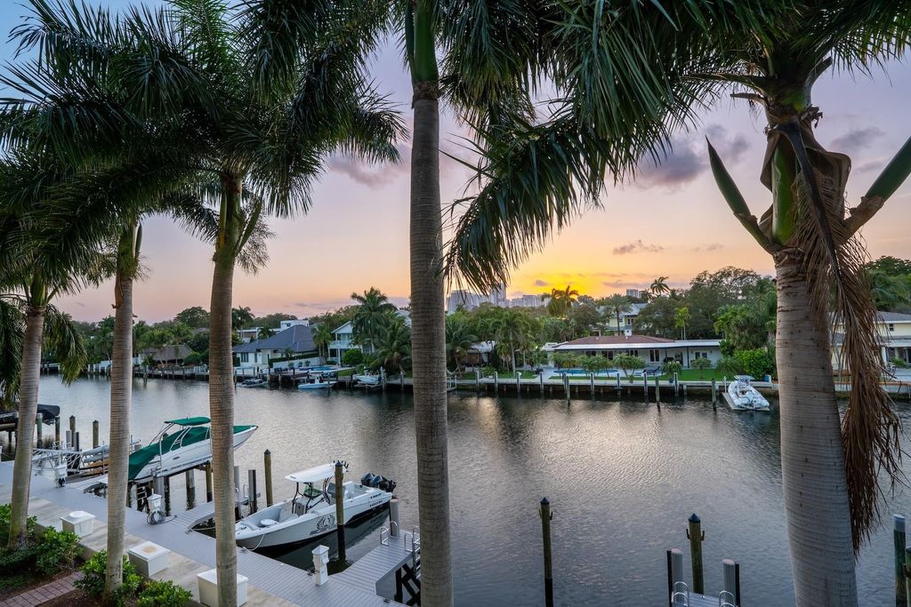 Photo of 301 Hendricks Isle #6, Fort Lauderdale, FL 33301 (MLS # F10554649)