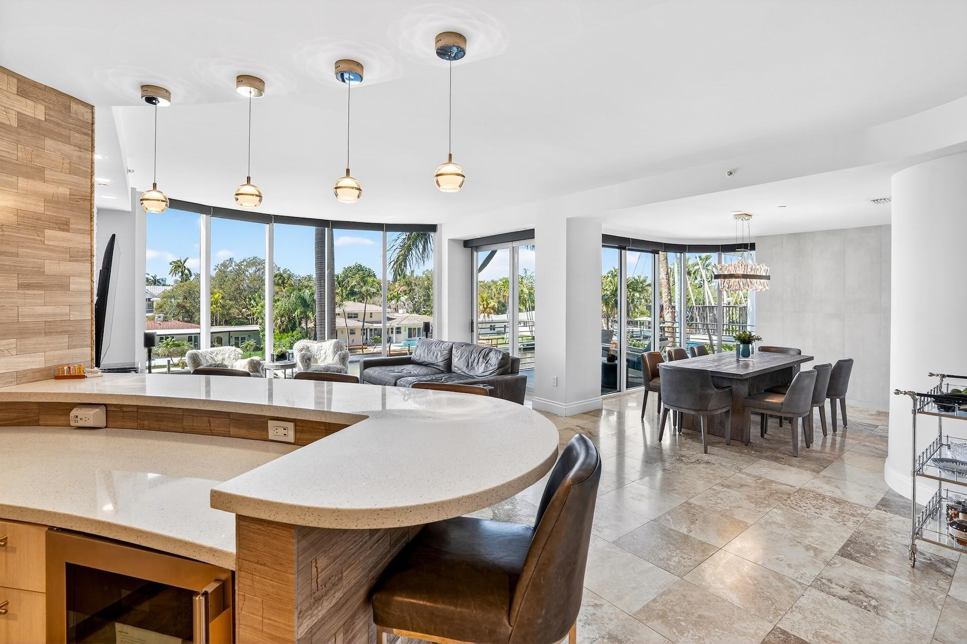 Place Des Arts Condo - Residential