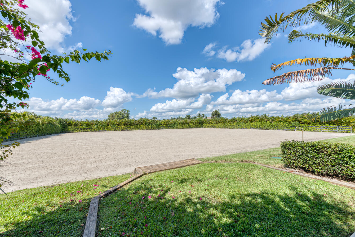 PALM BEACH POINT - Residential