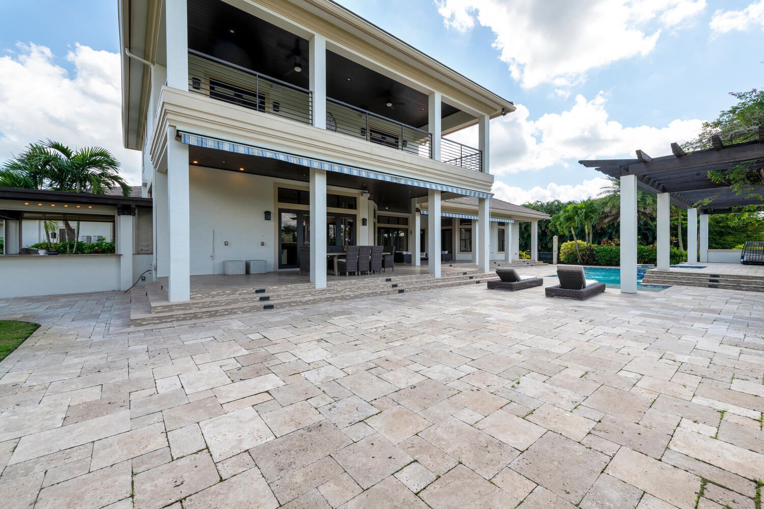 PALM BEACH POINT - Residential