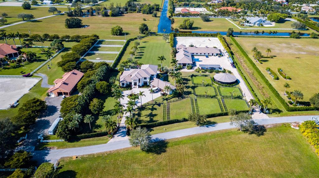 PALM BEACH POINT - Residential