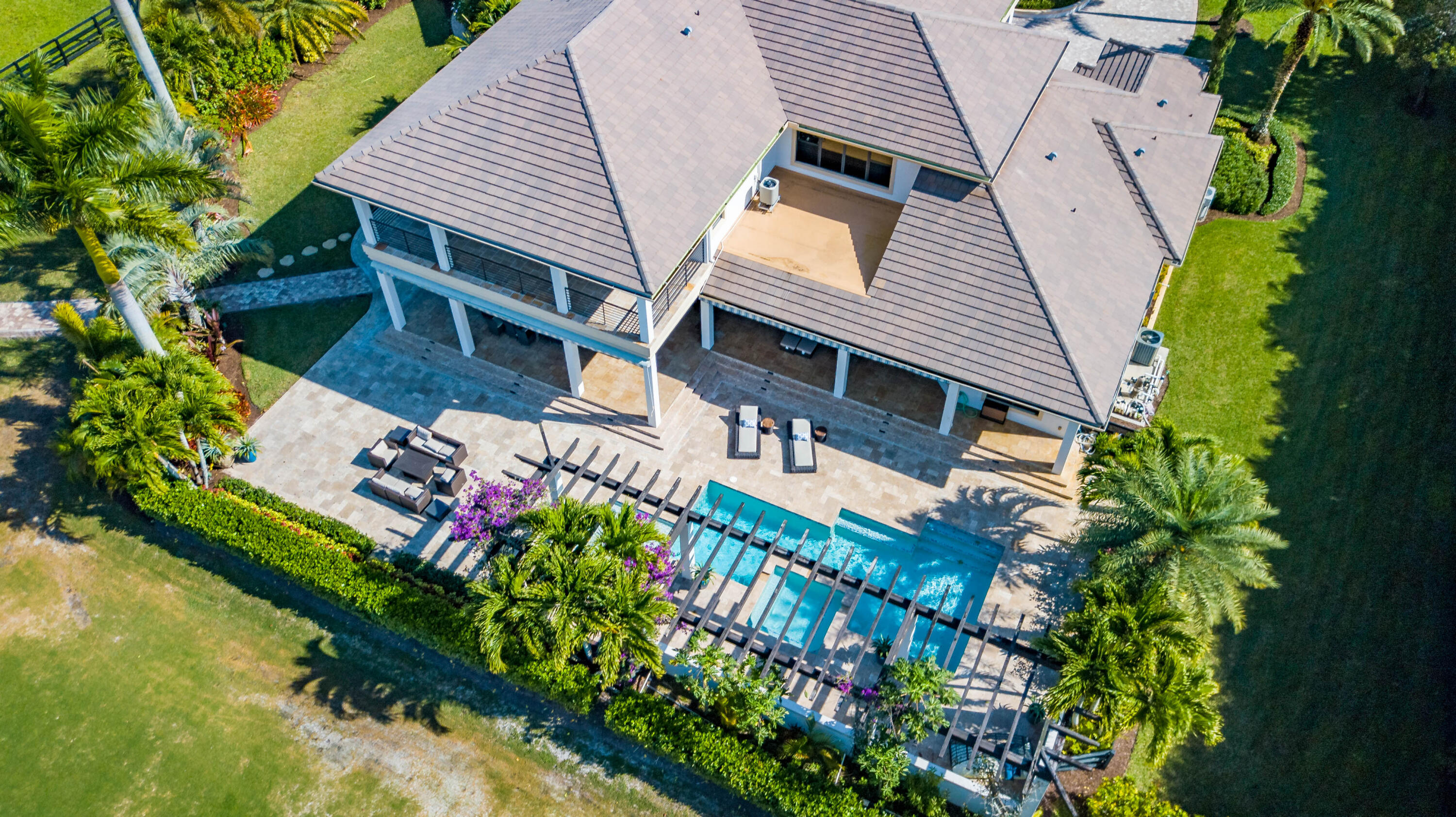 PALM BEACH POINT - Residential