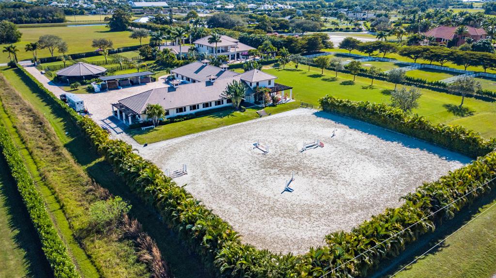 PALM BEACH POINT - Residential