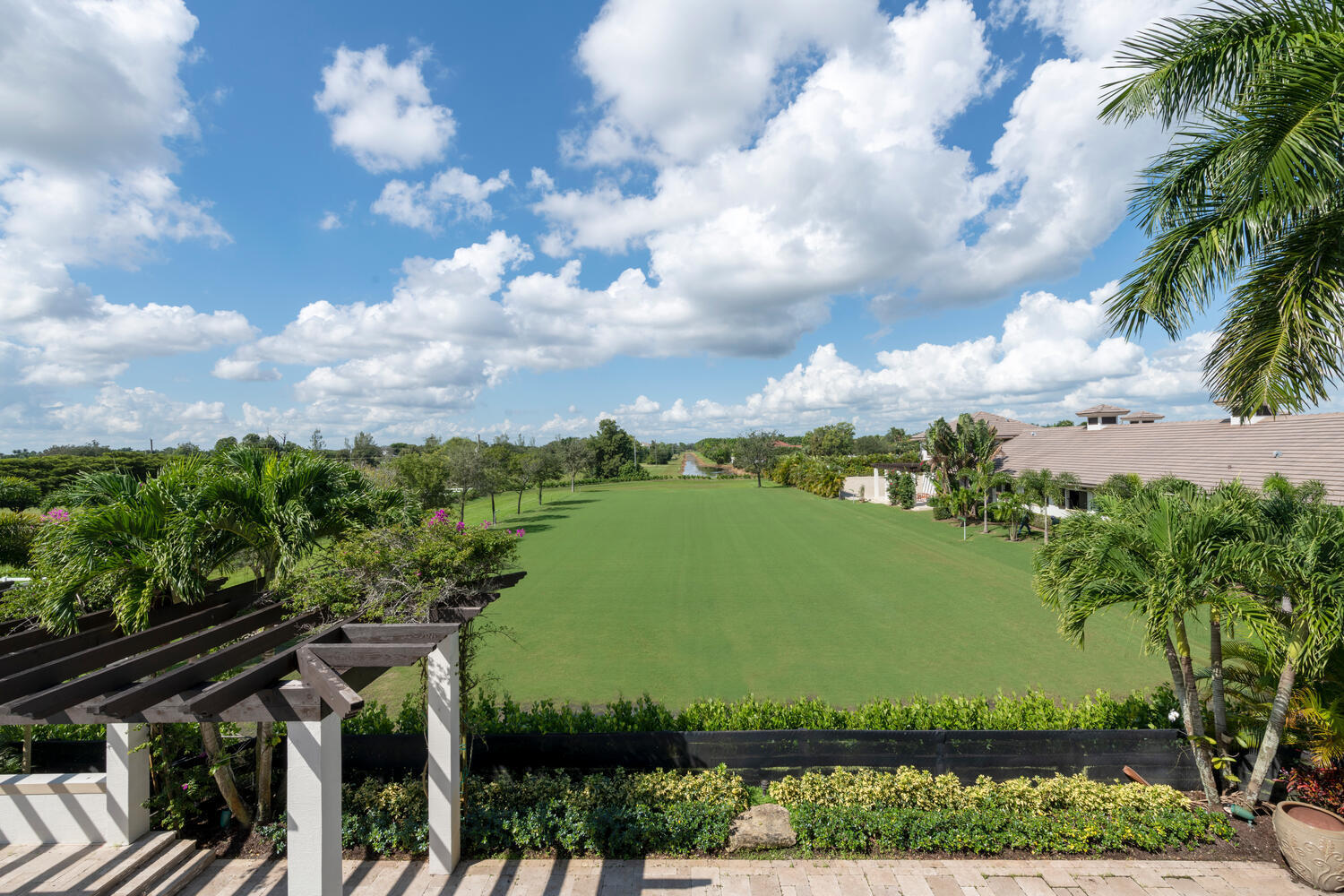 PALM BEACH POINT - Residential