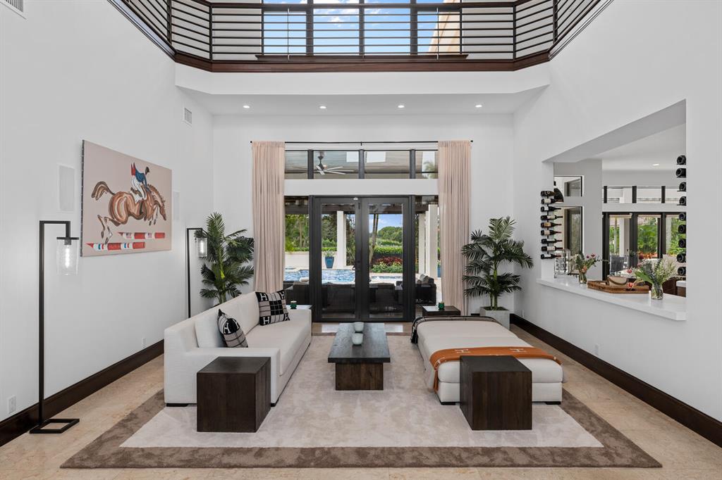 PALM BEACH POINT - Residential