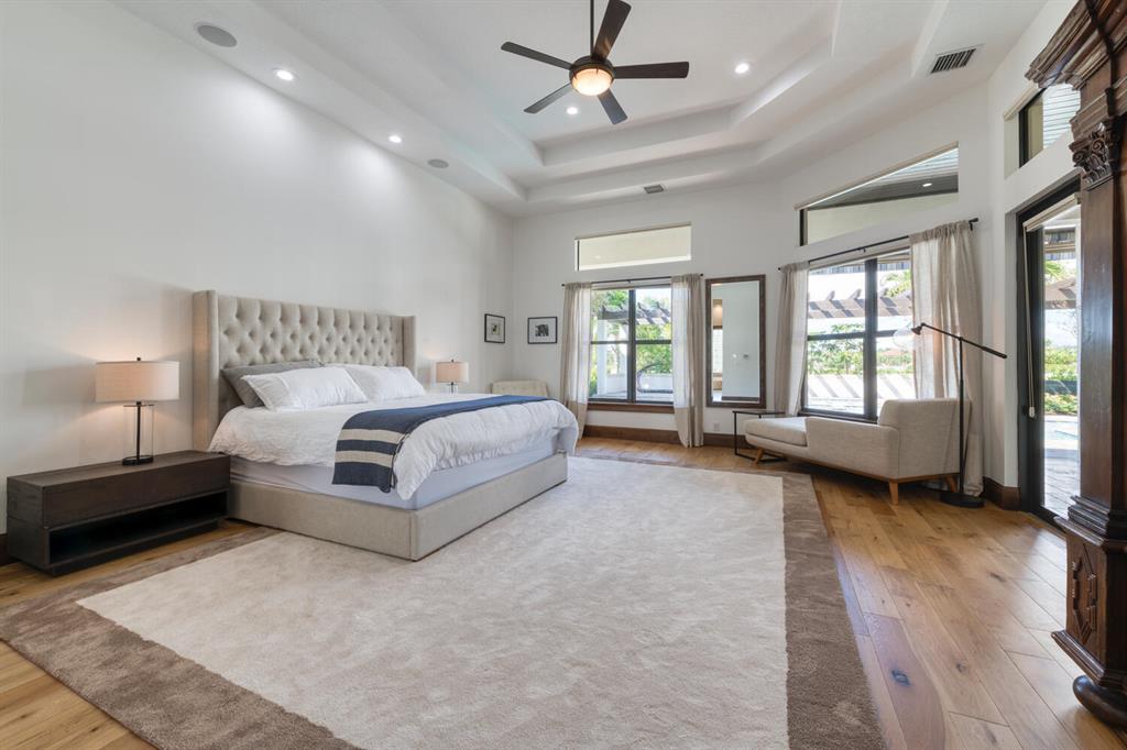 PALM BEACH POINT - Residential