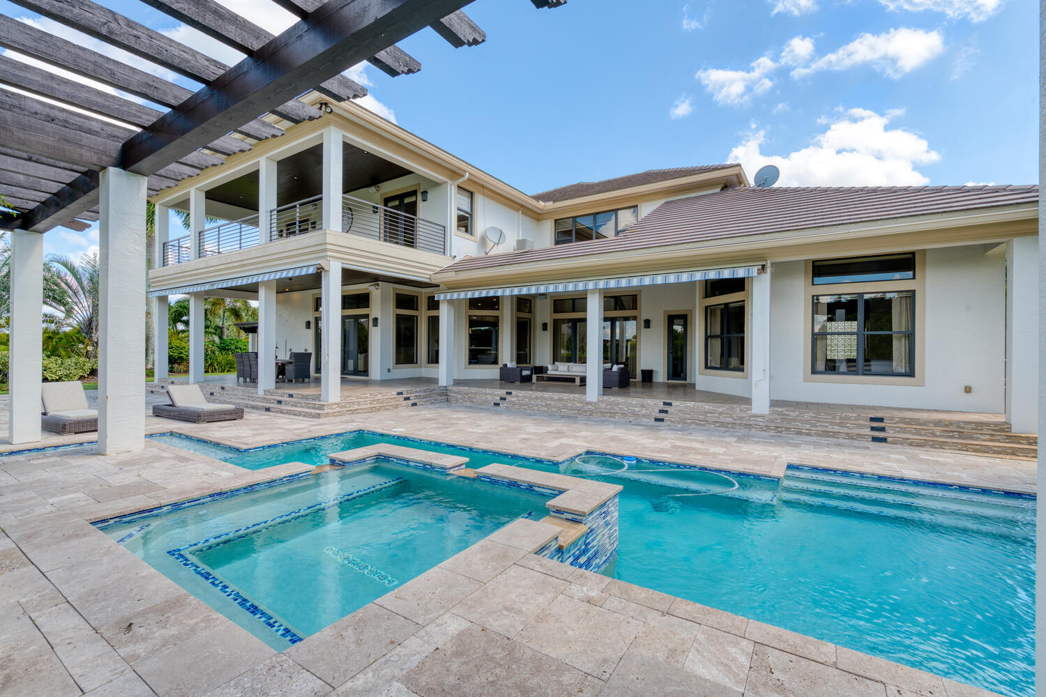 PALM BEACH POINT - Residential