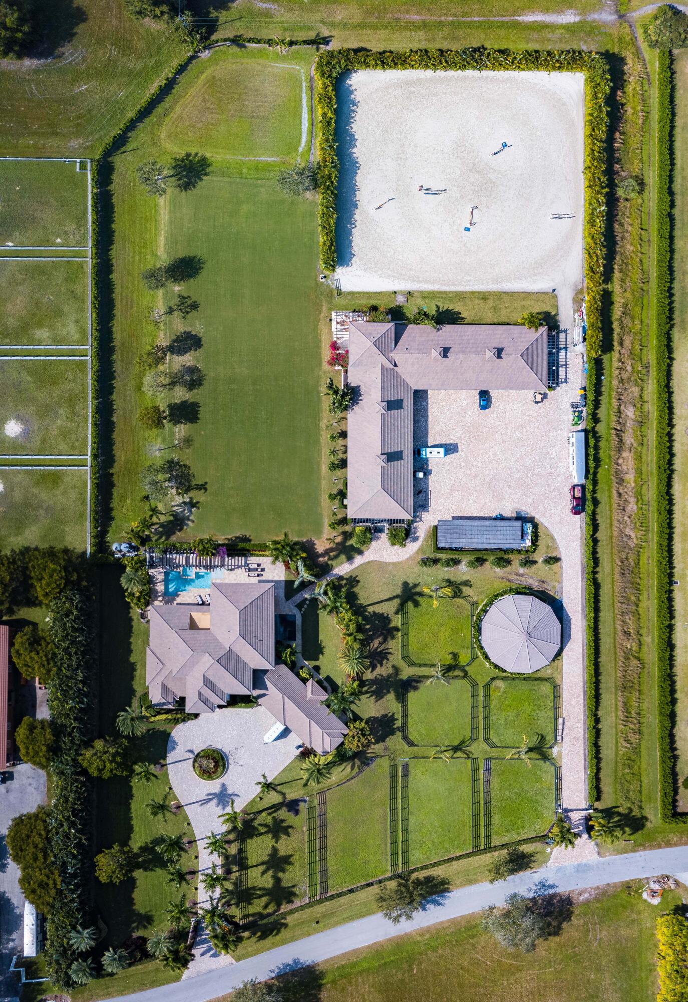 PALM BEACH POINT - Residential