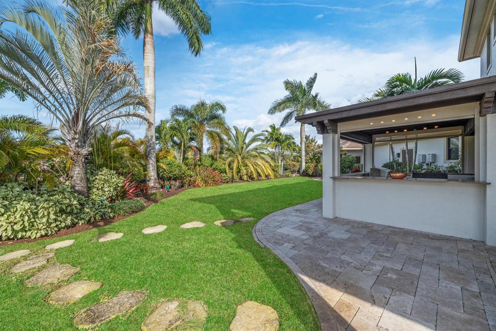 PALM BEACH POINT - Residential