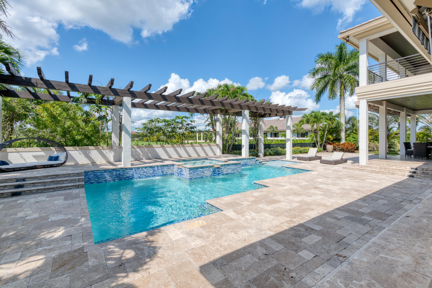 PALM BEACH POINT - Residential