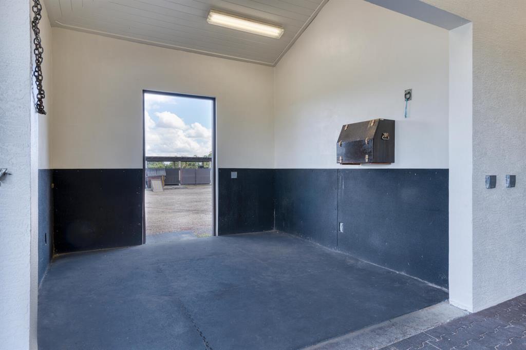 PALM BEACH POINT - Residential