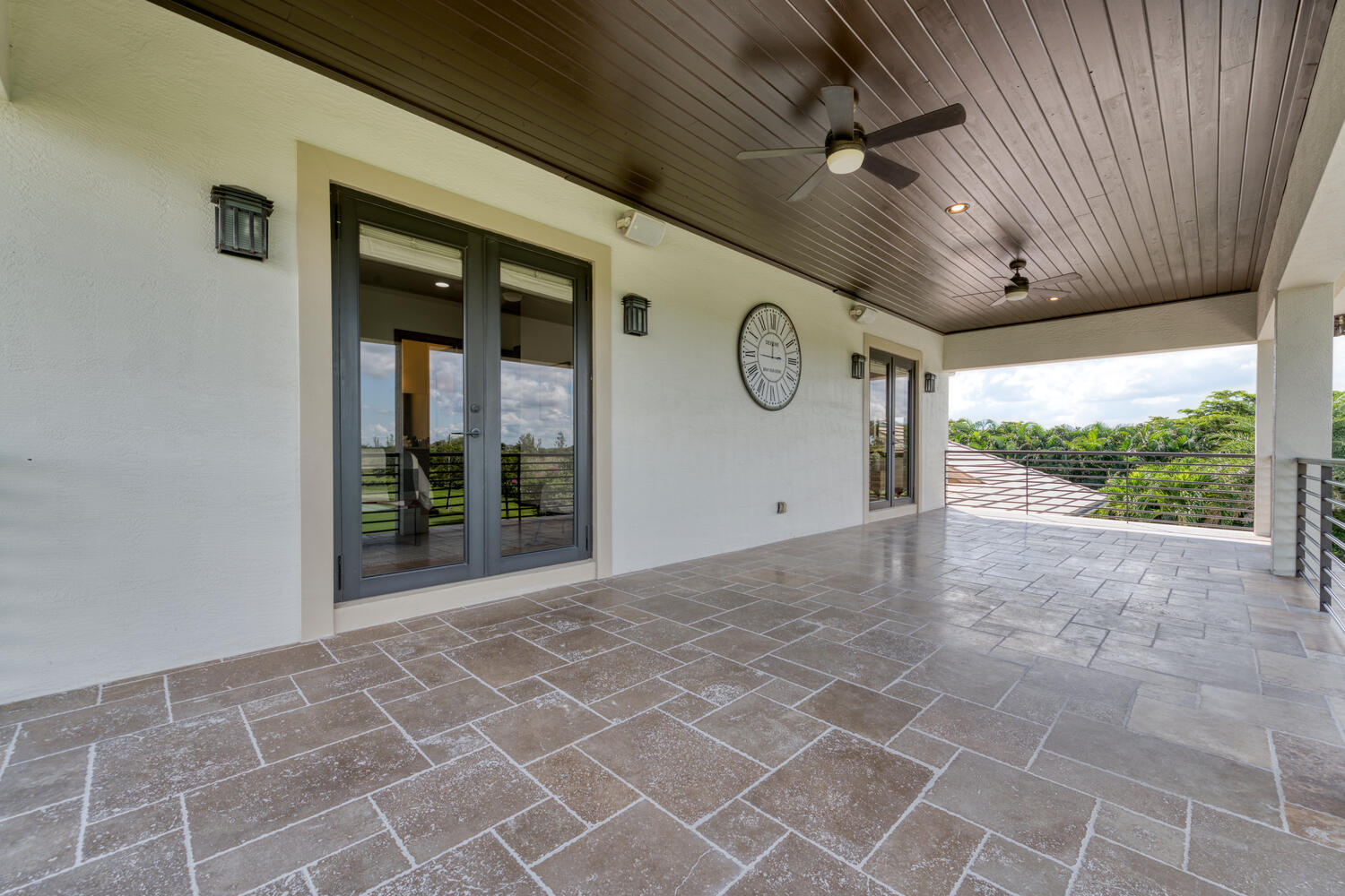 PALM BEACH POINT - Residential