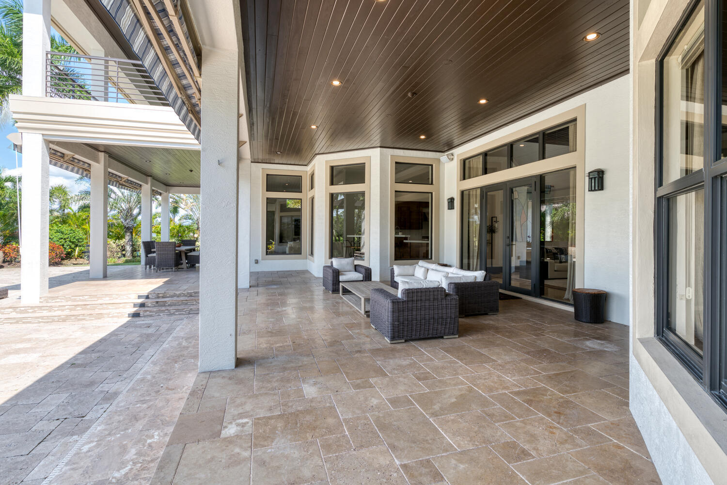 PALM BEACH POINT - Residential