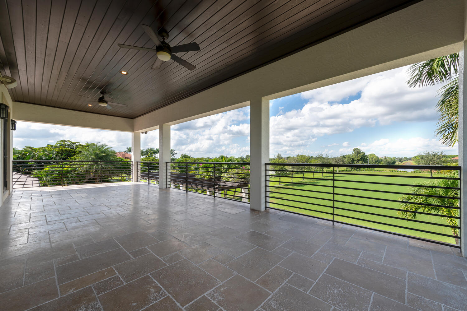 PALM BEACH POINT - Residential