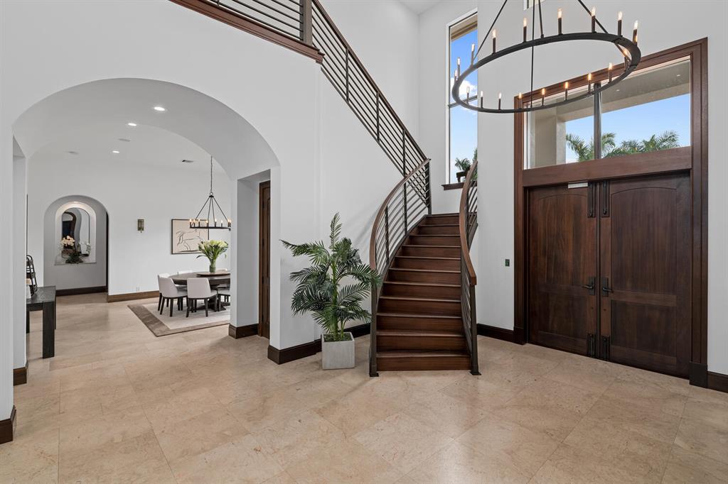 PALM BEACH POINT - Residential