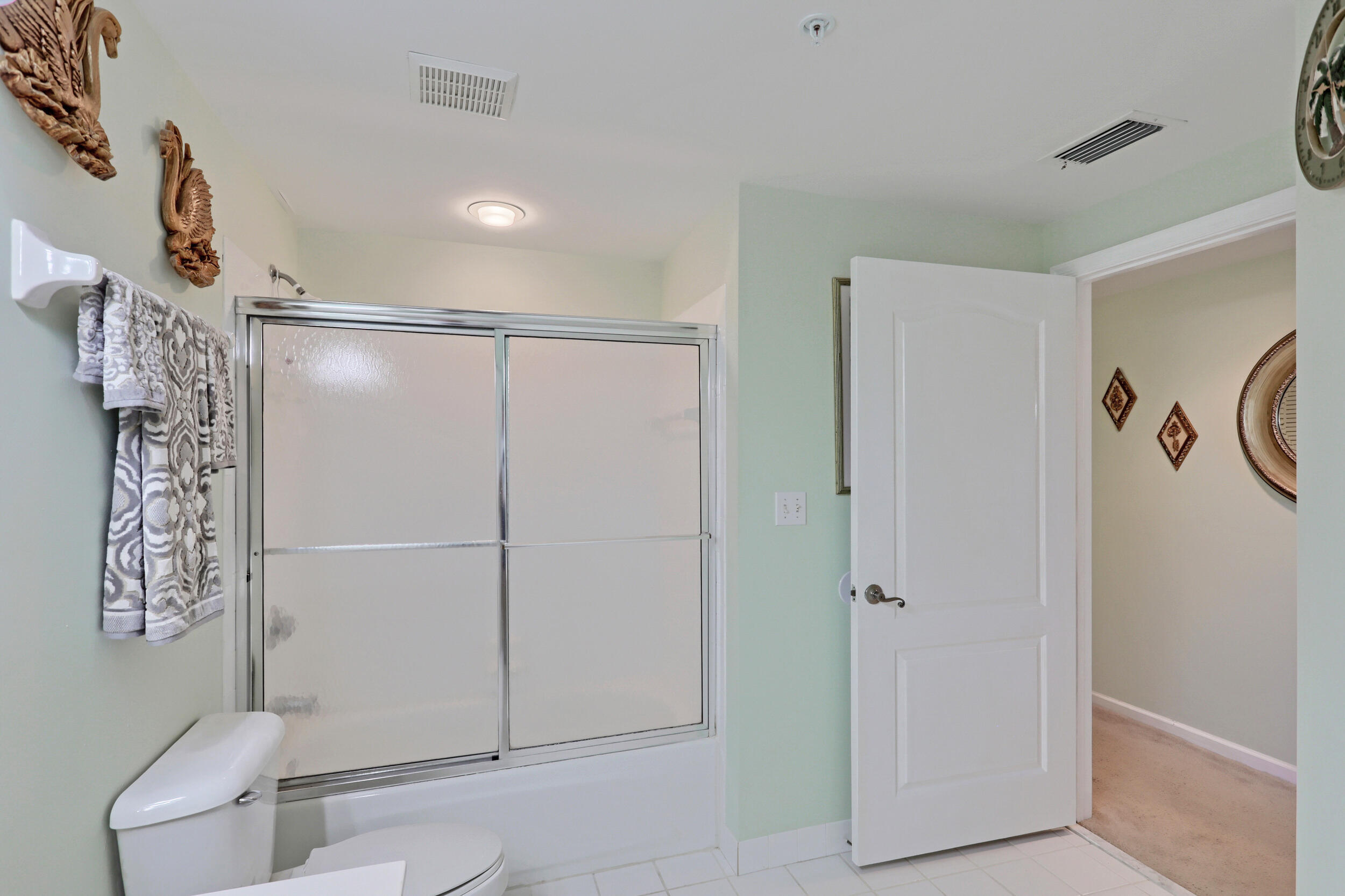 OCEAN TRACE CONDO - Residential Lease