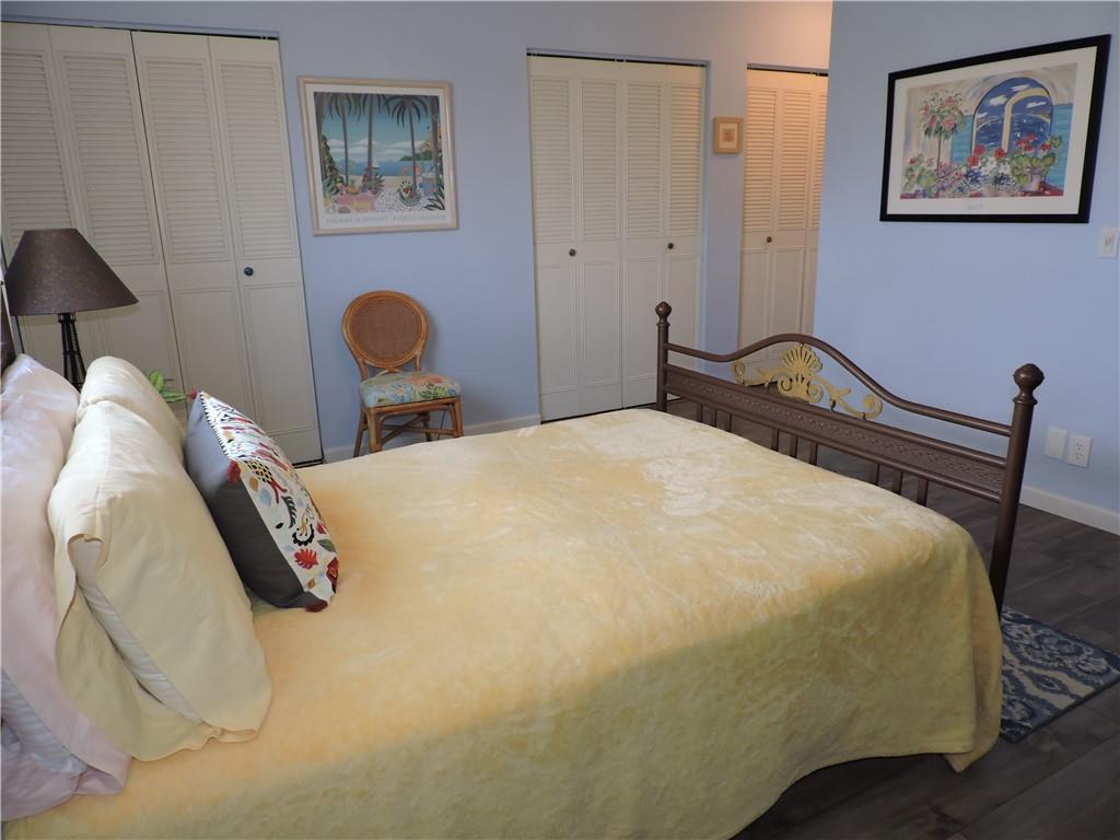 MEADOWBROOK LAKES - Residential