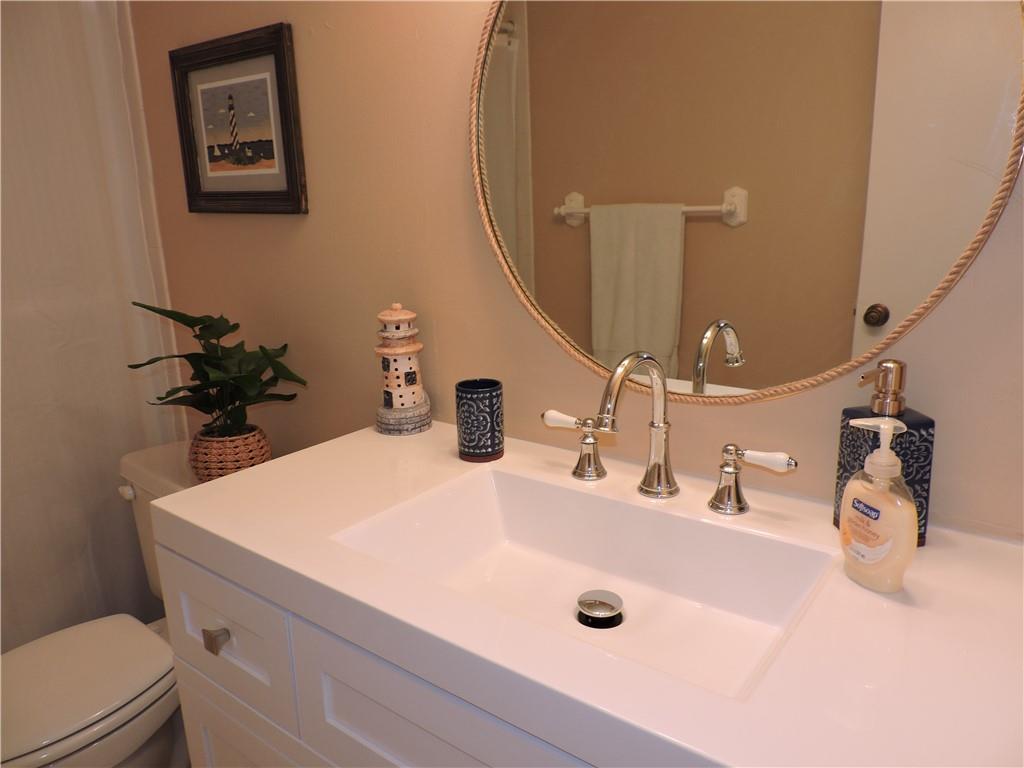MEADOWBROOK LAKES - Residential