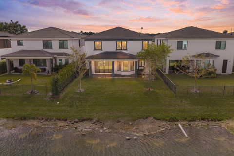 Tiny photo for 10725 Passage Way, Parkland, FL 33076 (MLS # B26000217)