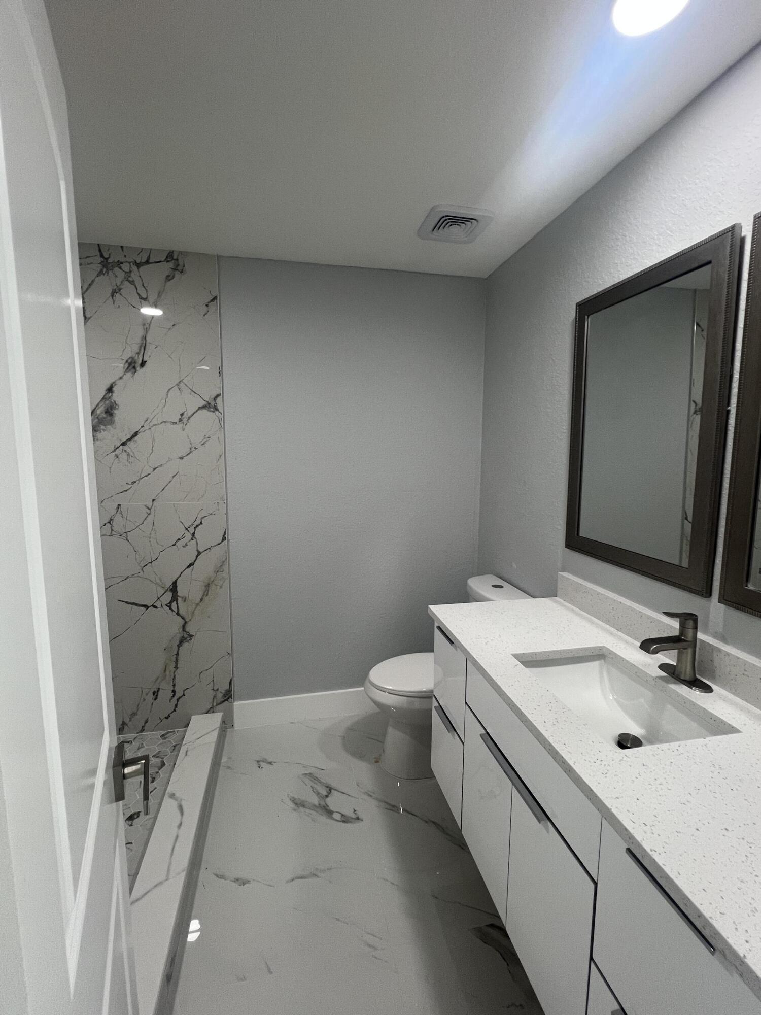 LAKE OSBORNE MANOR IN - Residential