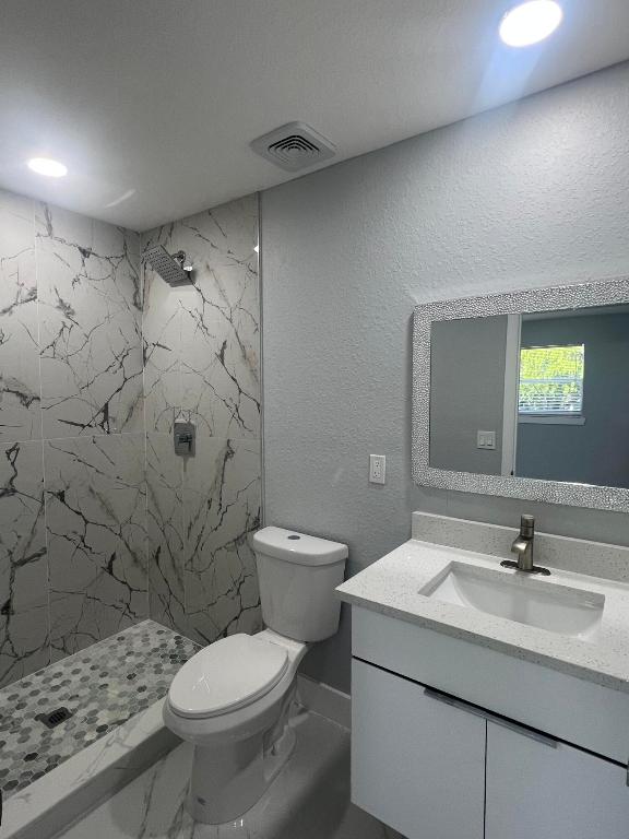 LAKE OSBORNE MANOR IN - Residential