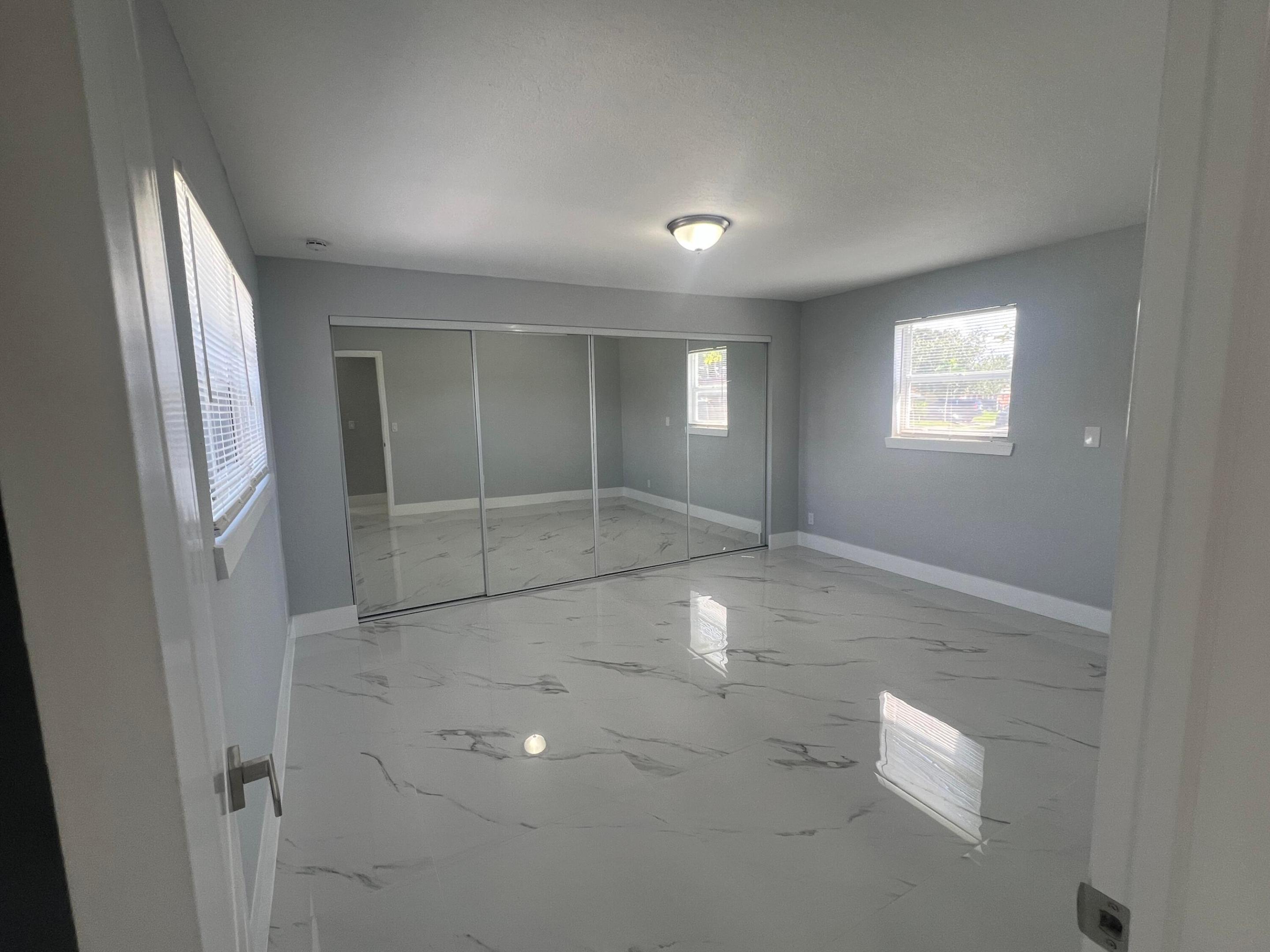 LAKE OSBORNE MANOR IN - Residential