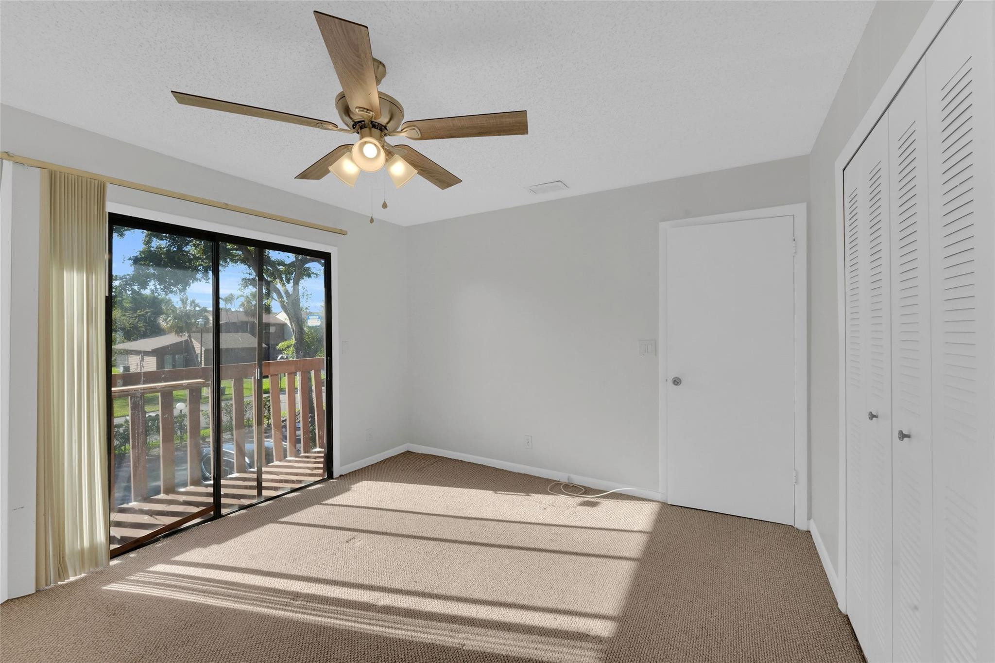 Banyan Lakes - Residential