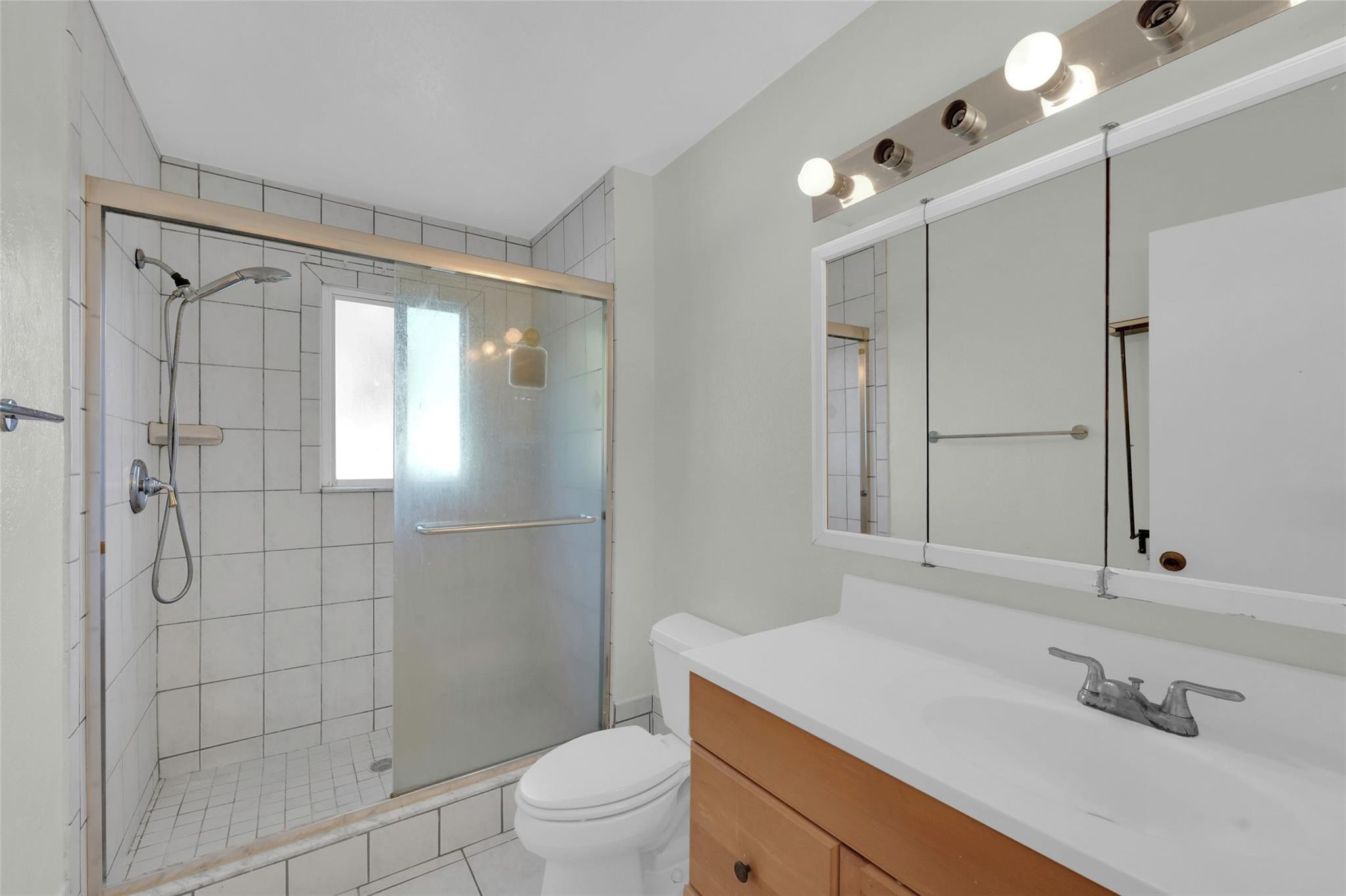 Banyan Lakes - Residential