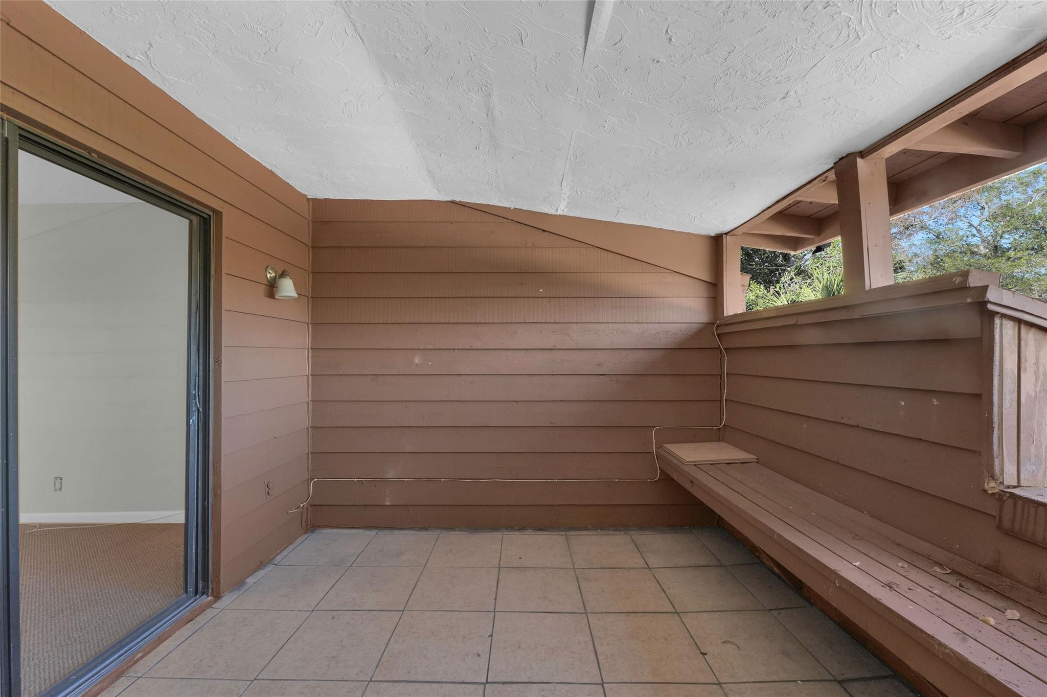 Banyan Lakes - Residential