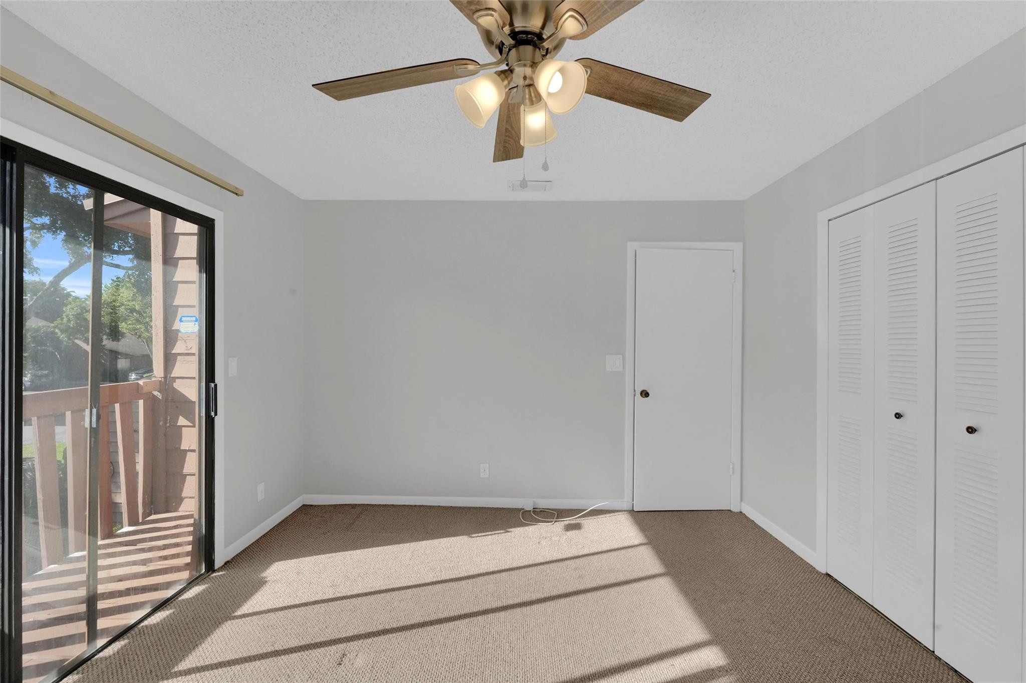 Banyan Lakes - Residential