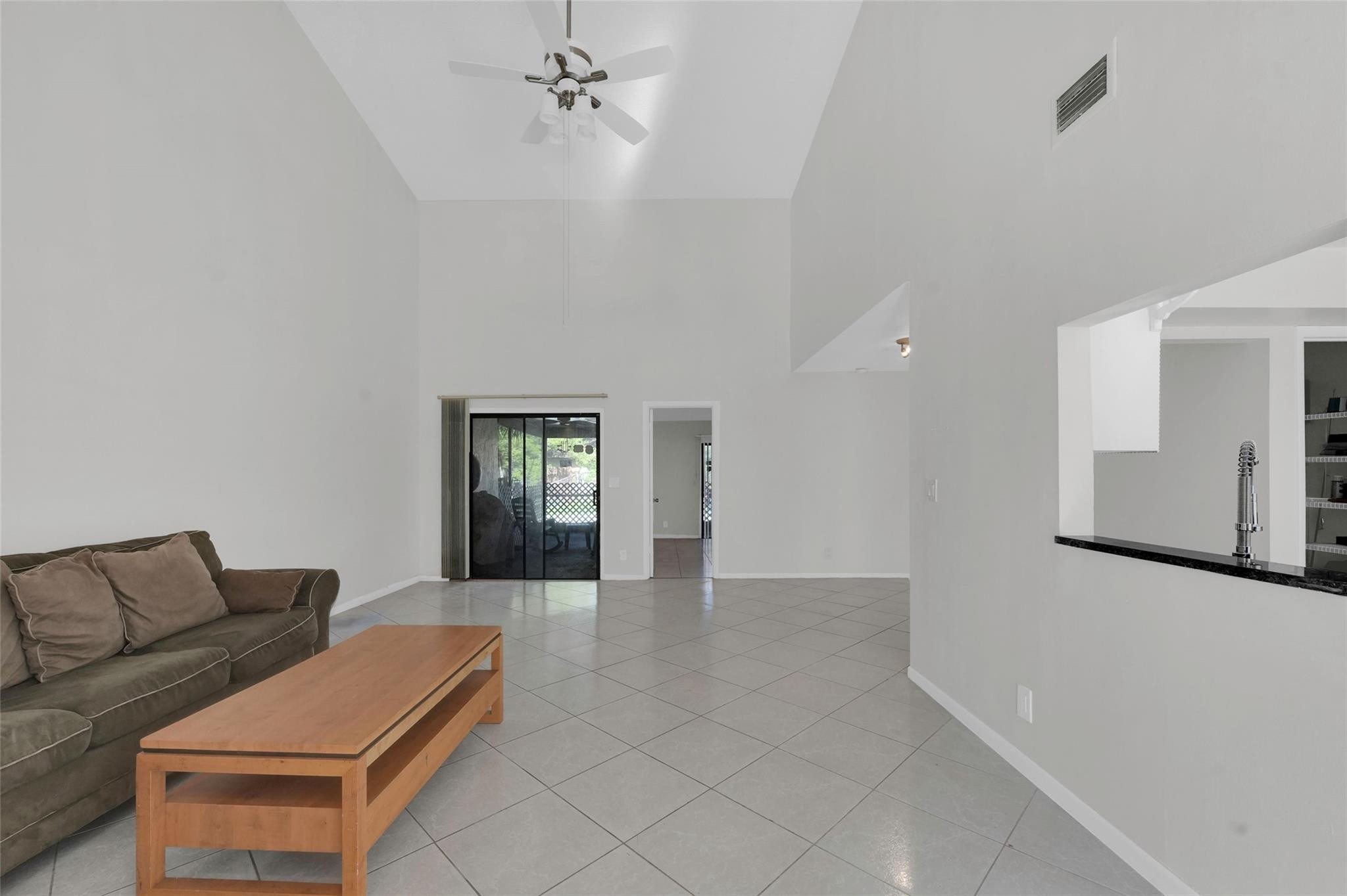 Banyan Lakes - Residential