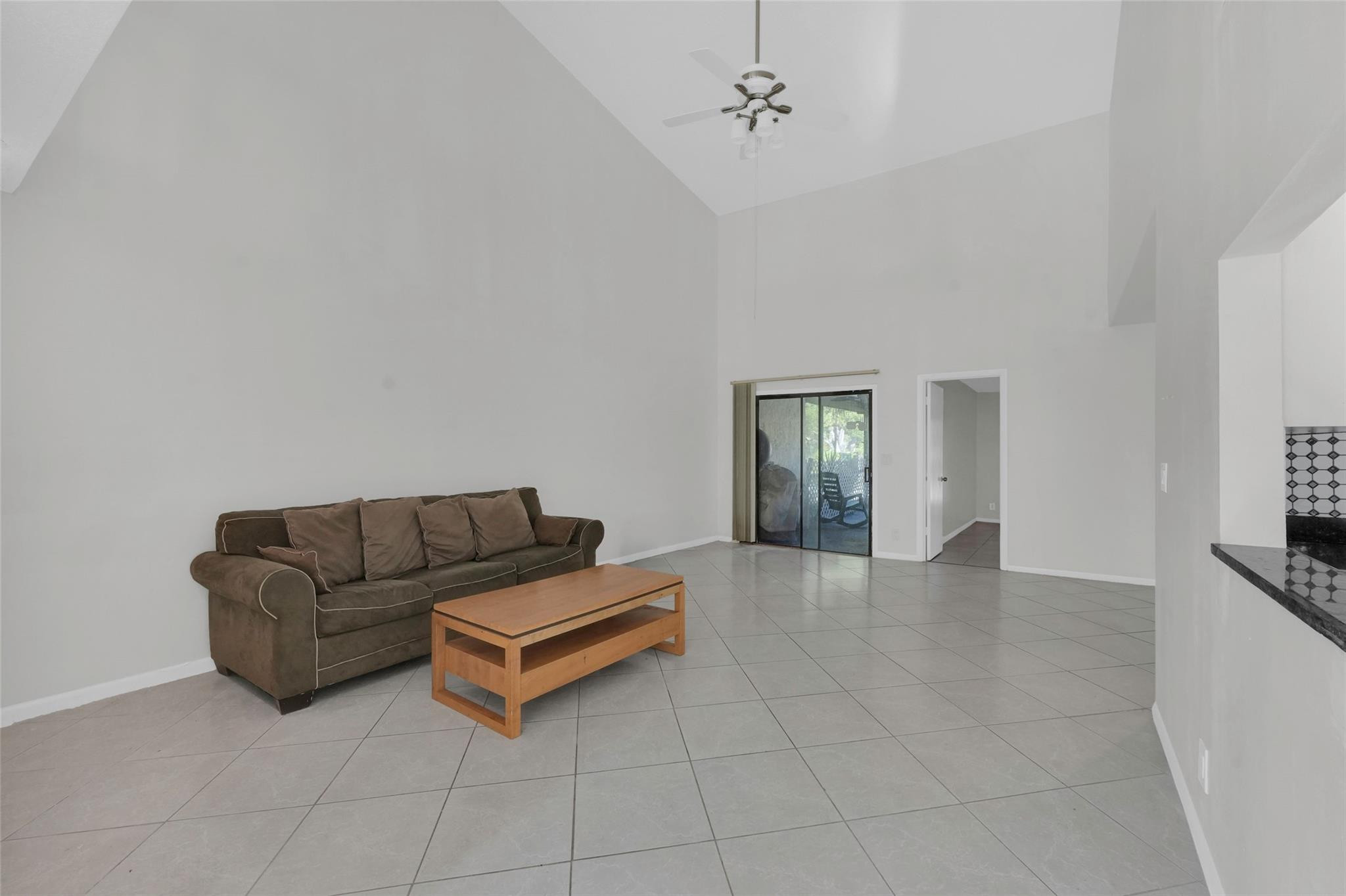 Banyan Lakes - Residential