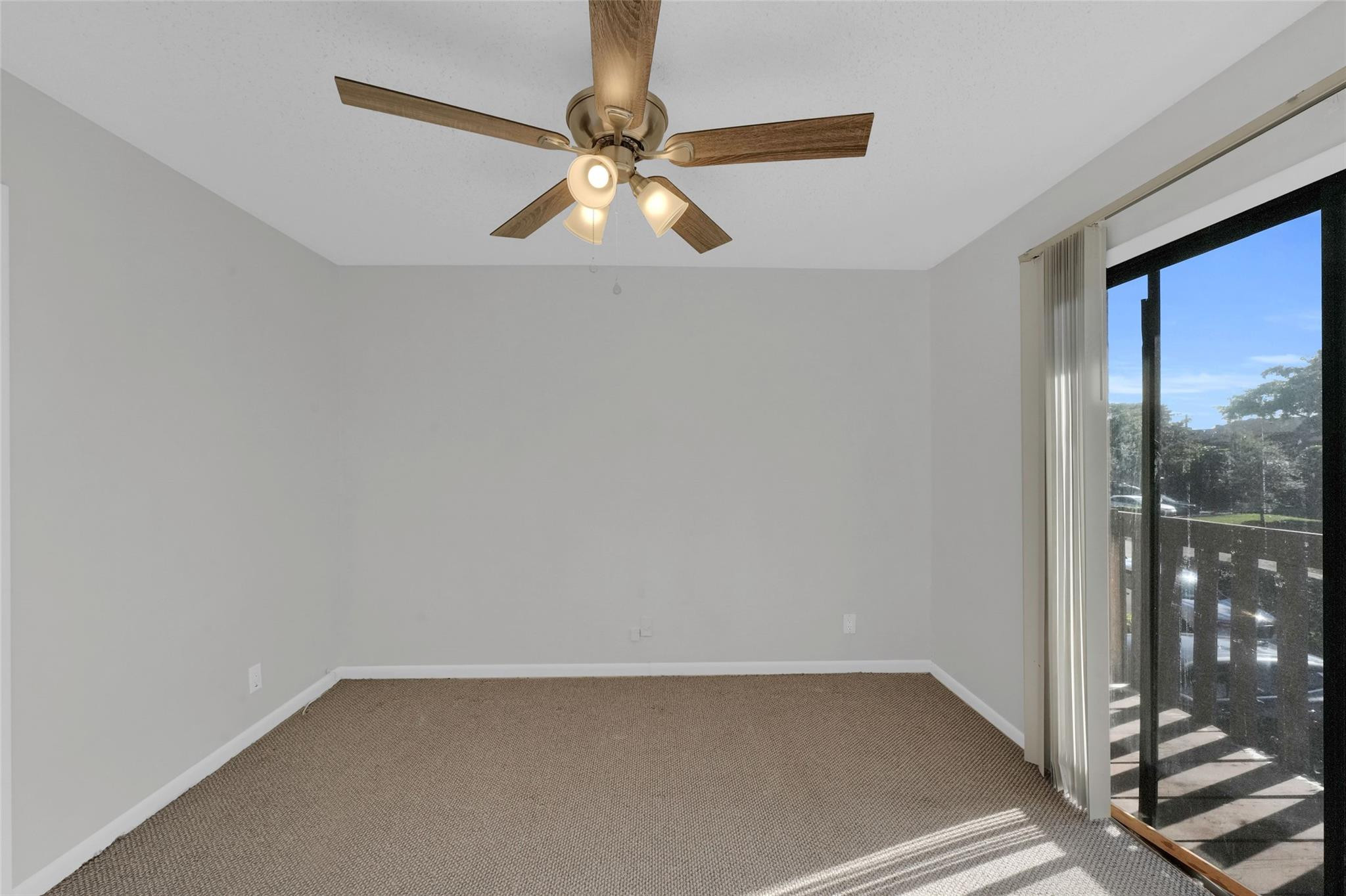 Banyan Lakes - Residential